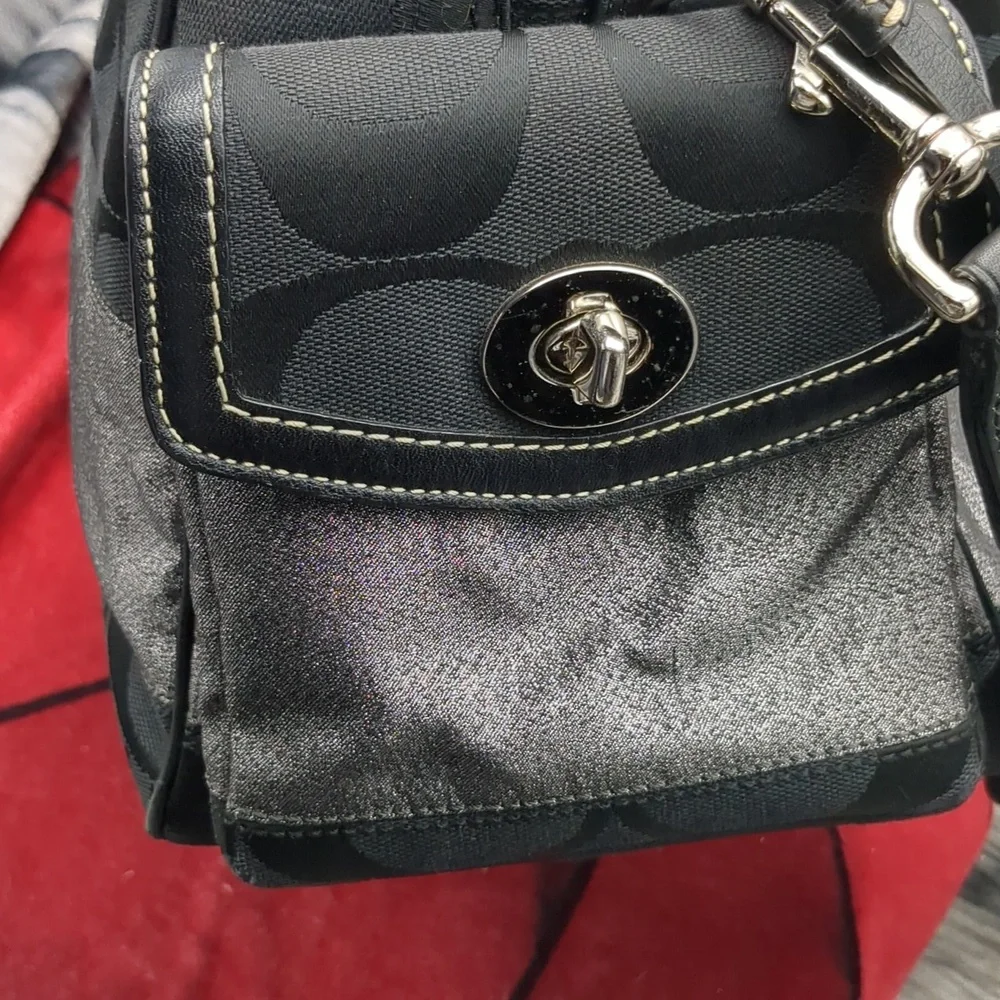 Coach Logo 2 Way Tote Bag duffel Charm Canvas LeatherF06K- 10392 - Picture 7 of 16